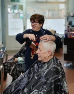 Tracey cutting and styling mens hair